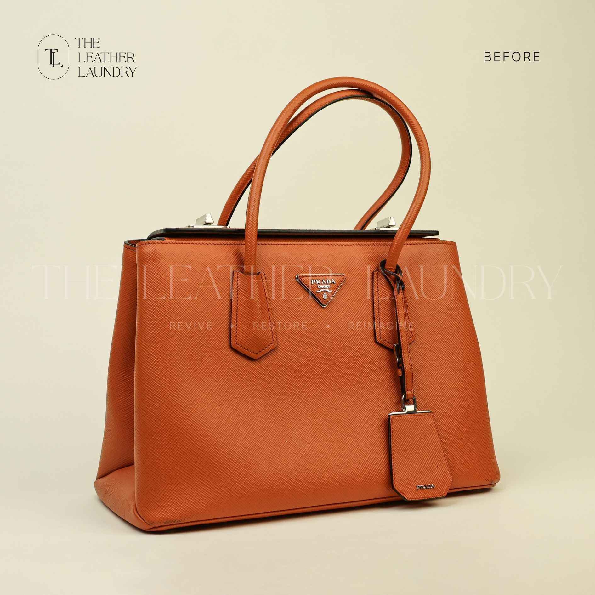 Leather handbag dry cleaning service