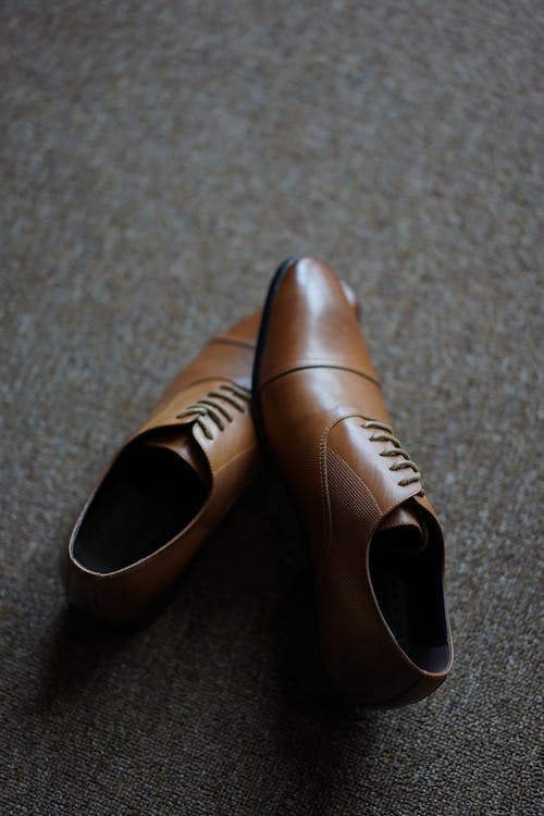 Travel-Friendly Shoes: The Ultimate Guide to Choosing and Packing
